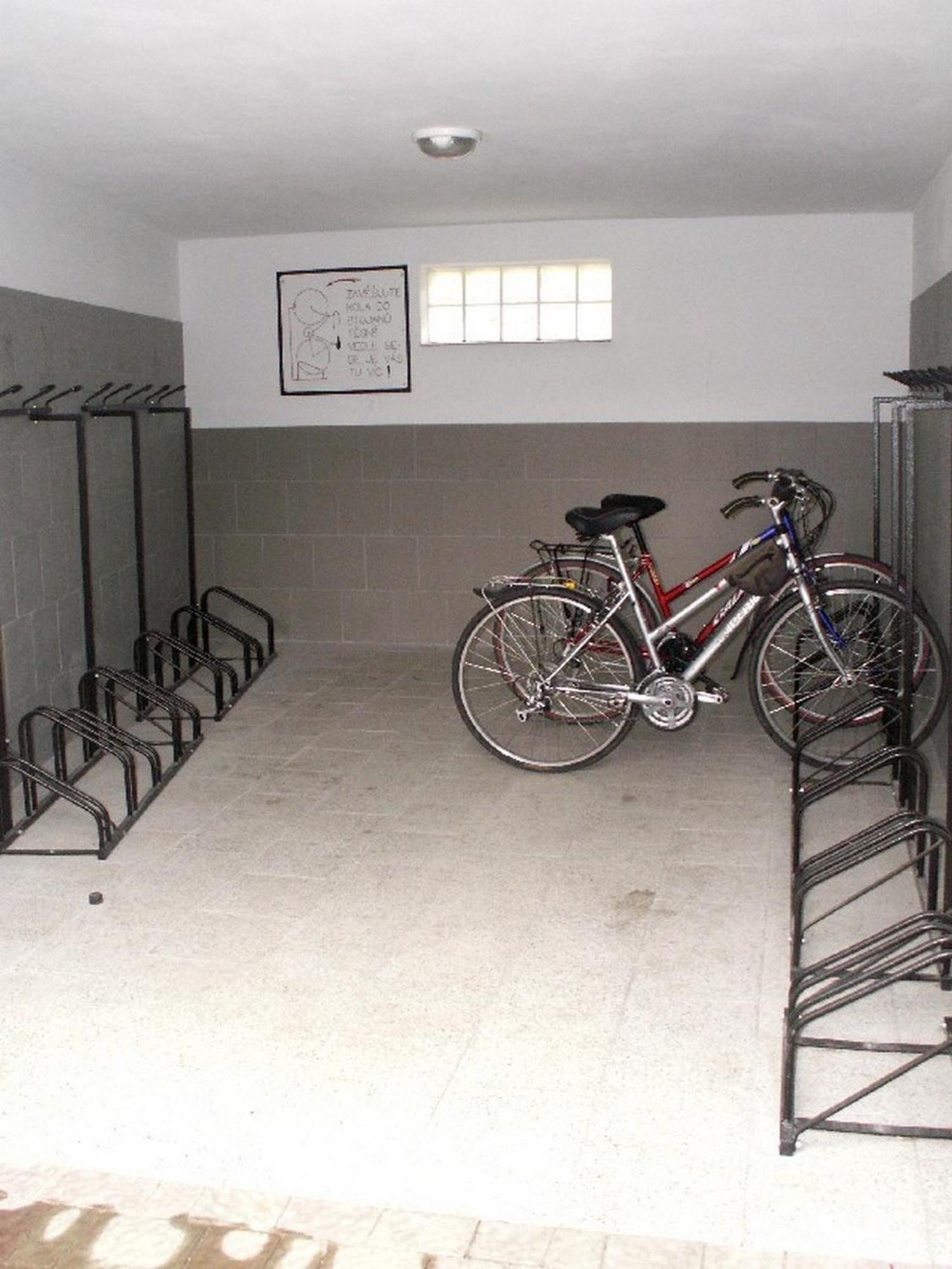 Pension Cerny Jezdec Lednice Extérieur photo