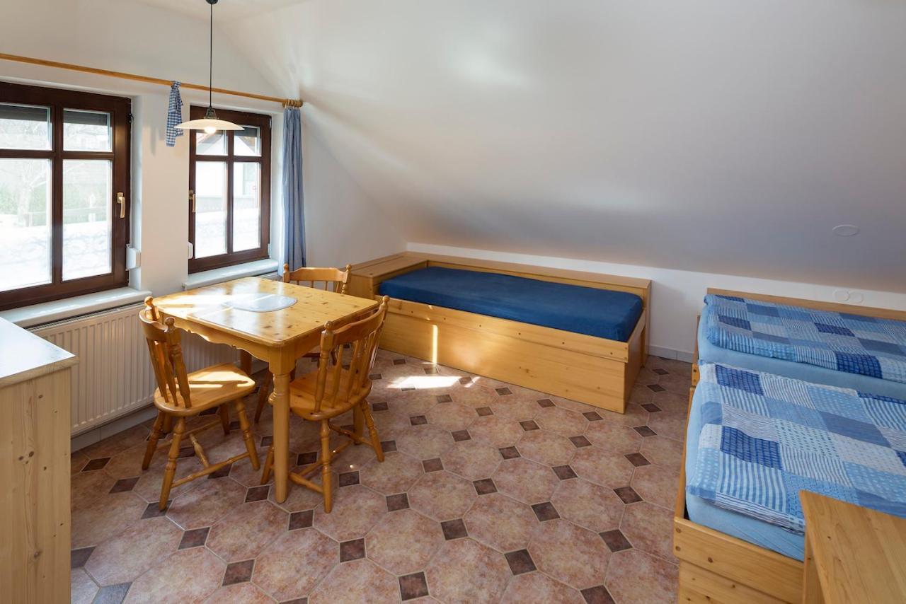 Pension Cerny Jezdec Lednice Extérieur photo